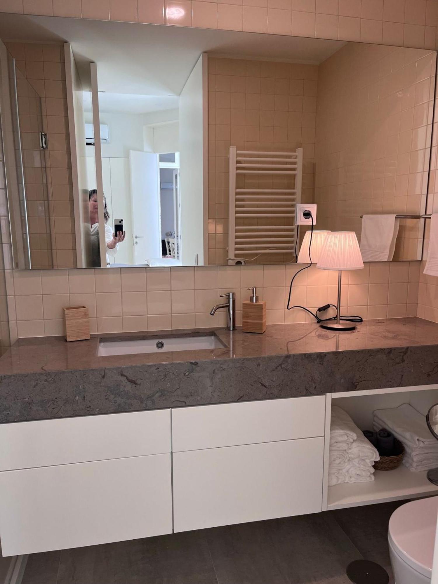 Porto Grandeur Collection - D. Joao IV Pool & Garden Apartment Luaran gambar